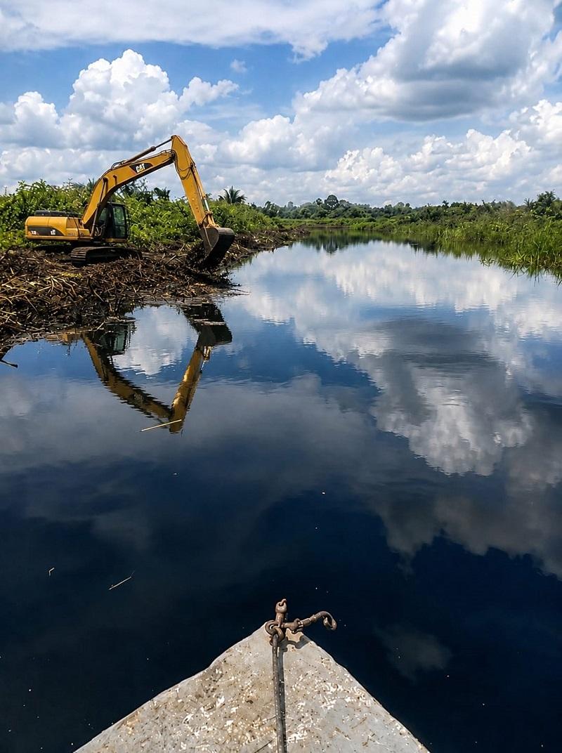 PTPN IV PalmCo Bantu Atasi Persoalan Banjir Empat Desa di Siak
