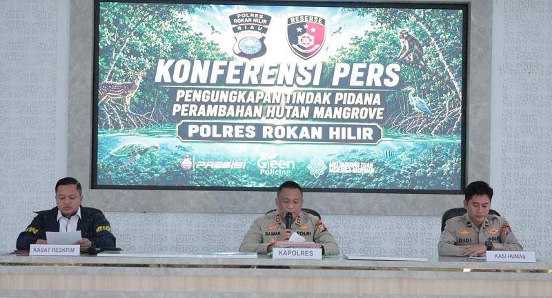 Perambahan Hutan Mangrove di Rohil Terungkap, Seorang Pengusaha Jadi Tersangka