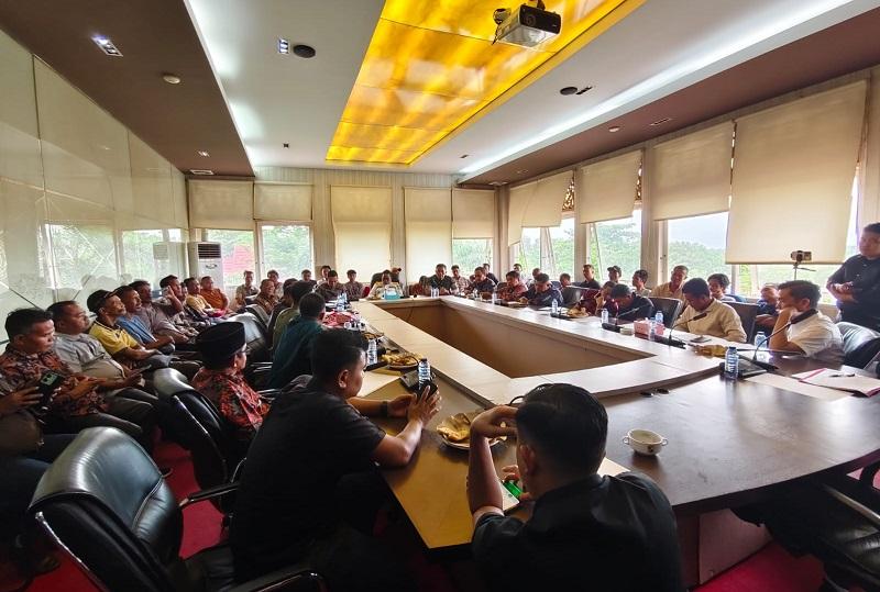 Sengketa Lahan Belum Tuntas, Bupati Pelalawan Minta PT Arara Abadi Hadir di Mediasi Berikutnya