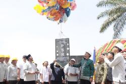 Bupati Inhu Resmikan Program PSR 405 Hektare untuk Ratusan Petani di Batang Cenaku